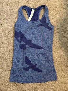 Oiselle Blue Flyte Tank with Bird Motif
